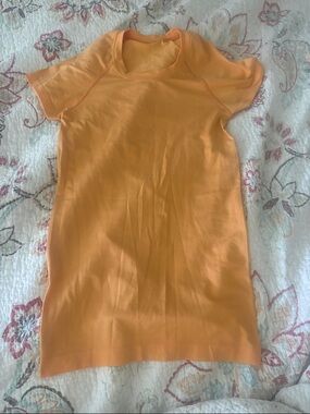 Yellow/Orange Short Sleeve Swiftly Tech